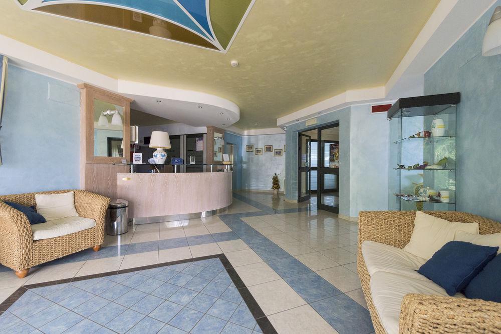 Resort Isola Rossa บอซา ภายนอก รูปภาพ