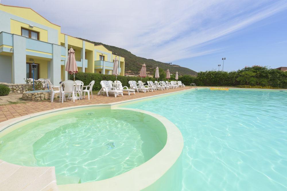 Resort Isola Rossa บอซา ภายนอก รูปภาพ