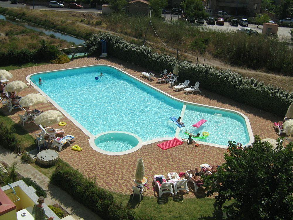 Resort Isola Rossa บอซา ภายนอก รูปภาพ